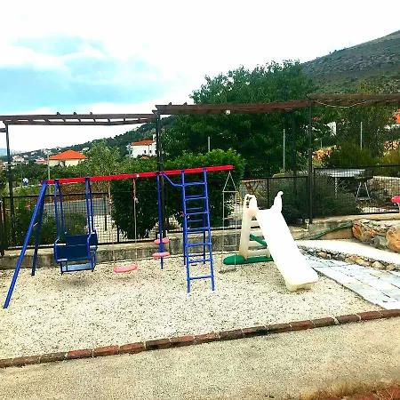 Dom wakacyjny Holiday Listesi *