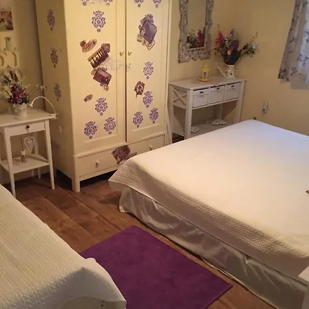 Дом отдыха Holiday Listesi Трогир