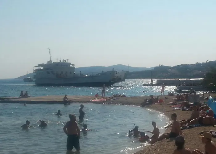 Hébergement de vacances Holiday Listesi *