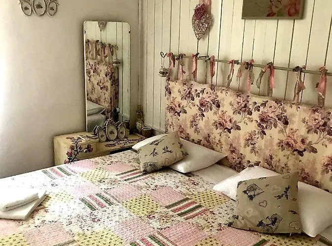 Hébergement de vacances Holiday Listesi *